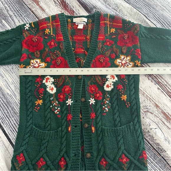 Vintage Cape Isle Knitters Hand Knit Floral Cardigan - Picture 5 of 6